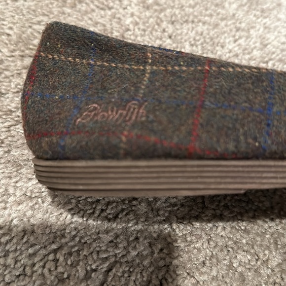 Blowfish Malibu 8W flats, Brown w/line patterns, very cute! - Picture 7 of 7